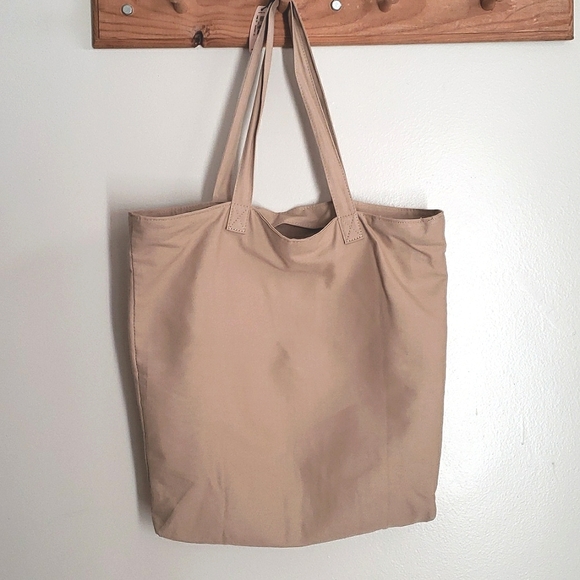 Victoria's Secret Tote Bag - Picture 4 of 5